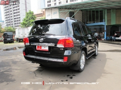 Toyota Land Cruiser to 2013