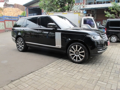 Electric Footstep Range Rover Vogue