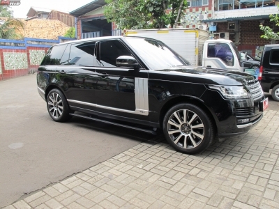 Electric Footstep Range Rover Vogue
