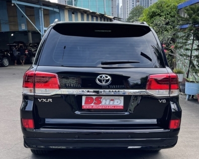 Facelift Toyota Land Cruiser 