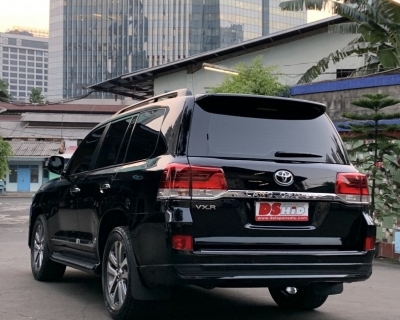 Facelift Toyota Land Cruiser