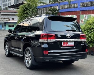 Facelift Toyota Land Cruiser 