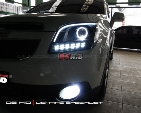 DS Projector Bixenon + DS HID 6000K + Angel Eyes + LED Strip ( Headlamp ) 
DS HID 6000K ( Foglamp )