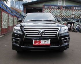 Facelift Lexus LX570