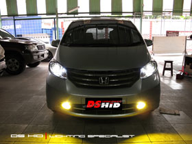 DS Projector Bixenon + DS HID 6000K + Angel Eyes ( Headlamp )
DS HID 3000K ( Foglamp )