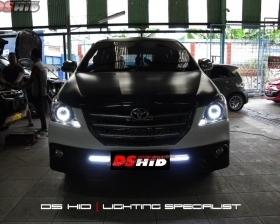 DS Projector Bixenon + DS HID 6000K + Angel Eyes + Blackhousing ( Headlamp )
DS HID 6000K ( Foglamp )