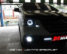 DS Projector Bixenon + DS HID 6000K + Angel Eyes + Blackhousing ( Headlamp )
DS HID 6000K ( Foglamp )