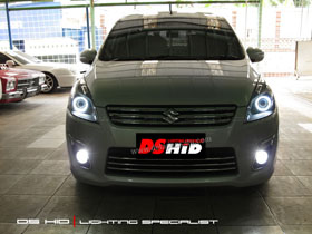 DS Projector Bixenon + DS HID 6000K + Angel Eyes + Blackhousing ( Headlamp )
DS HID 6000K ( Foglamp )