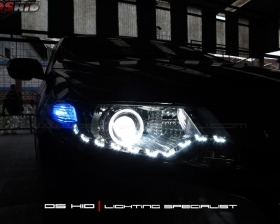 DS Projector Bixenon + DS HID 6000K + Angel Eyes + LED Strip ( Headlamp )
DS HID 6000K ( Foglamp )