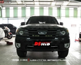 DS Projector Bixenon + DS HID 6000K + Angel Eyes + Blackhousing ( Headlamp )
DS HID 6000K ( Foglamp )
LED Interior