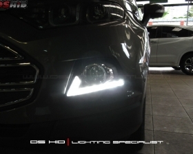 DS HID 3000K + DRL Ford Ecosport