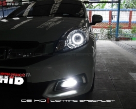 DS Projector Bixenon + DS HID 6000K + Angel Eyes ( Headlamp )
DS HID 6000K + DRL Honda Mobilio ( Foglamp )
