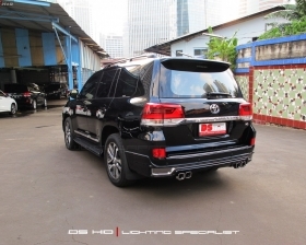 Facelift Toyota Land Cruiser Modellista