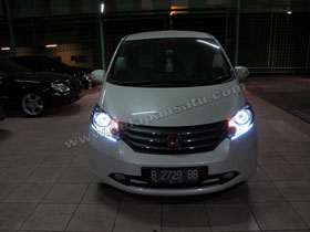 DS Projector Bixenon + DS HID 6000K + Angel Eyes ( Headlamp ) DS HID 6000K ( Foglamp )