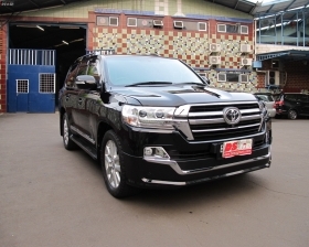 FACELIFT LAND CRUISER