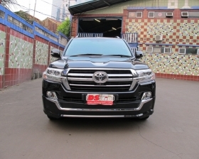 FACELIFT LAND CRUISER