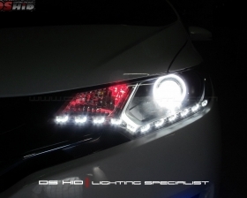 DS Projector Bixenon + DS HID 6000K + Angel Eyes + LED Strip ( Headlamp )
DS HID Biru ( Foglamp )