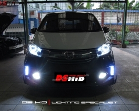 DS Projector Bixenon + DS HID 6000K + Angel Eyes ( Headlamp )
DS HID 6000K ( Foglamp )