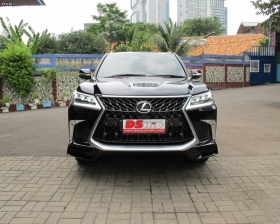 Facelift Lexus LX 570 Sport Model