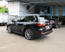 Facelift Lexus LX 570 Sport Model