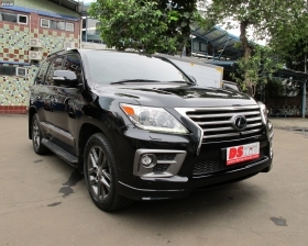 Facelift Lexus LX570