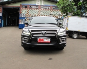 Facelift Lexus LX570