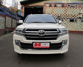 Facelift Toyota Land Cruiser