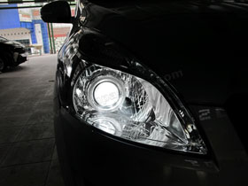 DS Projector Bixenon + New DS HID 6000K + Angel Eyes ( Headlamp )
New DS HID V1 6000K ( Foglamp )