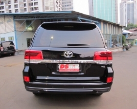 Facelift Toyota Land Cruiser