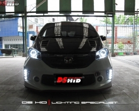 DS Projector AFS + DS HID 6000K + Angel Eyes 